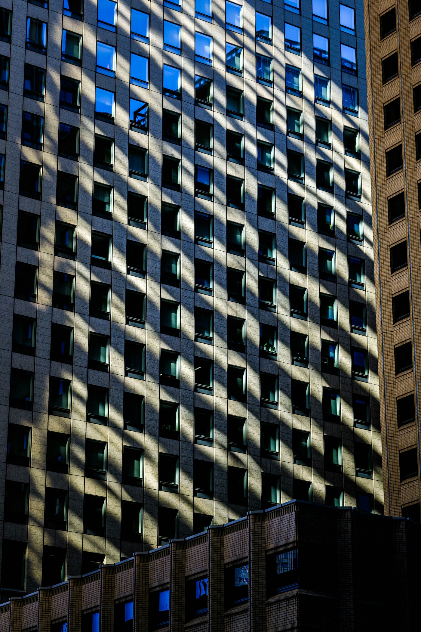 幾何学的な日本の建築外観